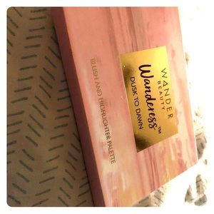 Wander blush & highlighter palette